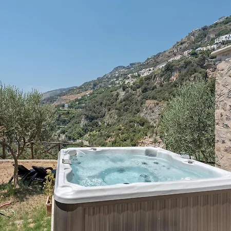 Romantico Casale Di Lusso Con Feriehus